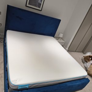 Lincoln fabric bed - Image 1